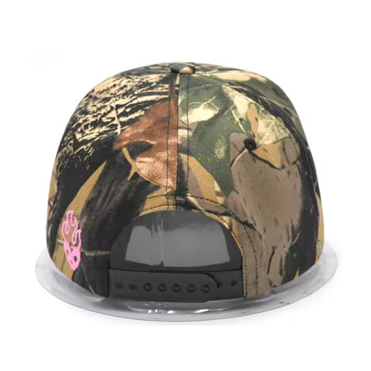 CAMOFLAUGE SNAPBACK HAT WITH PINK EMBROIDERED LOGO
