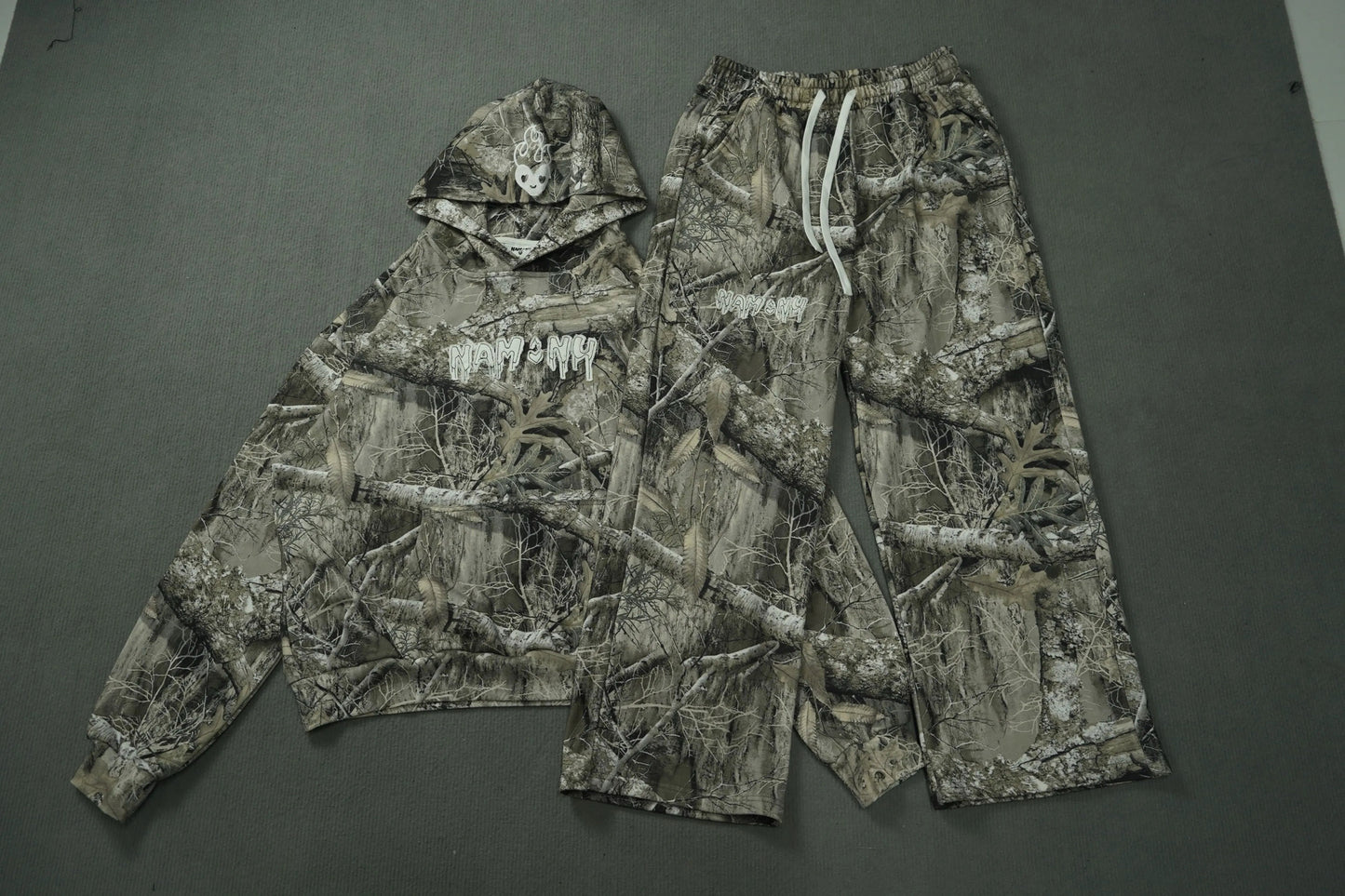 CAMOFLAUGE SWEATER