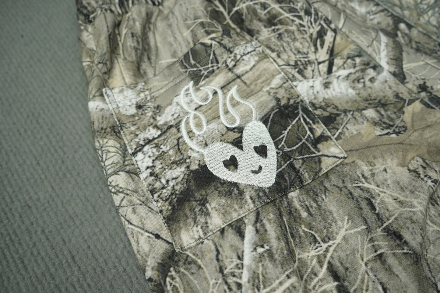 CAMOFLAUGE SWEAT PANTS